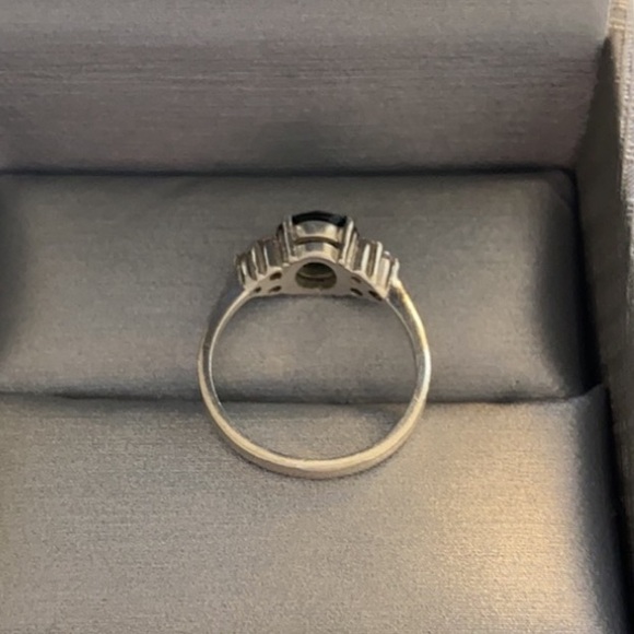 Sterling Silver and Peridot Ring, Size 6.5 - Picture 3 of 5